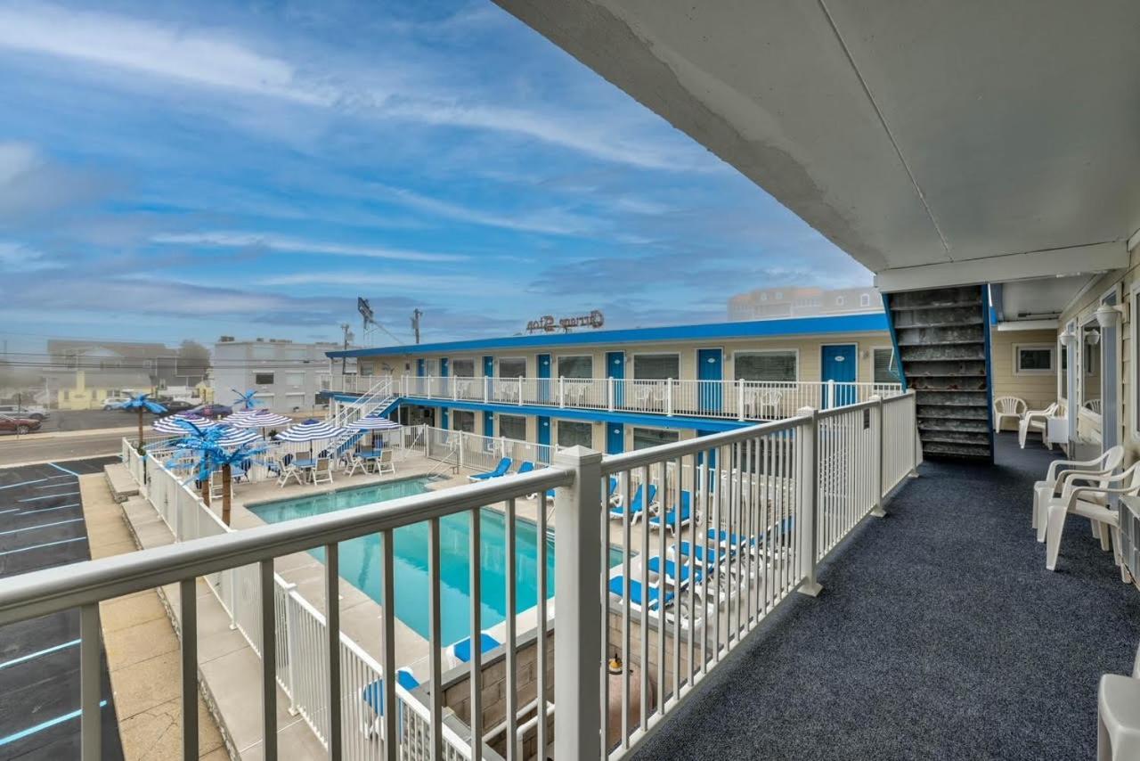 The Blue Marlin Resort Уайлдууд Крест Екстериор снимка